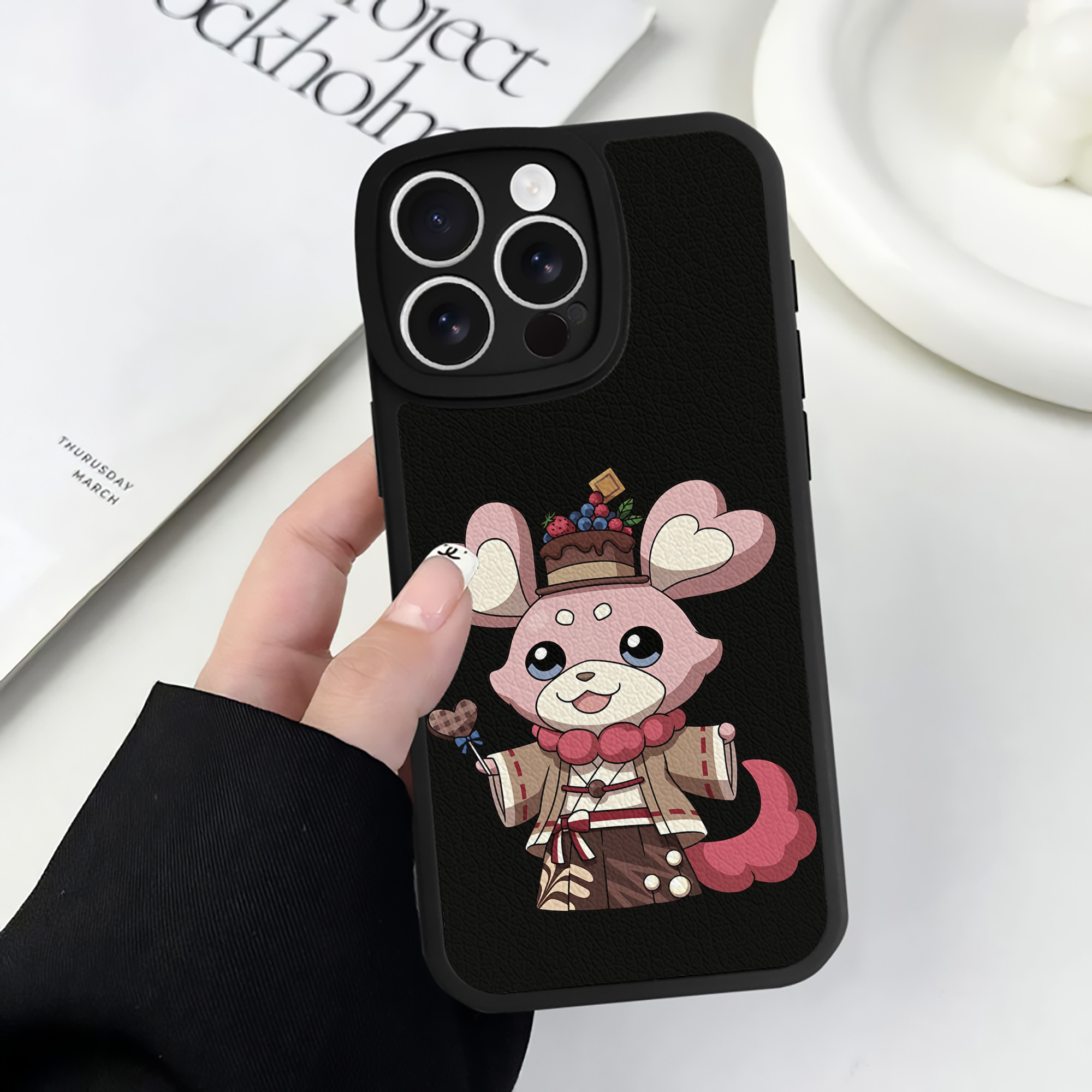 （画像用） 妖怪ウォッチ Yo-kai Watch 【iPhone 16シリーズ対応】シリコンスマホケース（レザー調） 材質：シリコン